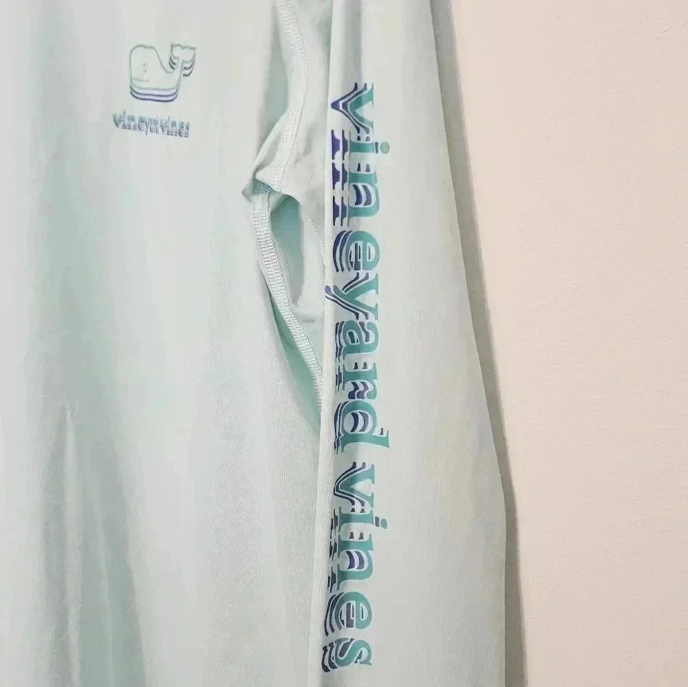 Vineyard Vines Long Sleeve Pullover Size Large EUC - Picture 3 of 7